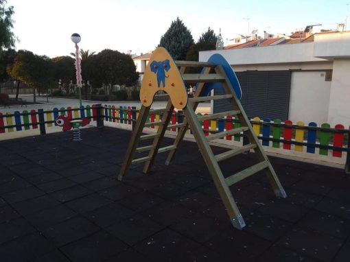 Instalación y Reparación De Parque Infantil Torredonjimeno (Jaén)